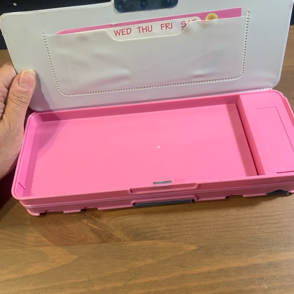 Disney’s Tinker Bell Hard Pencil Case - Picture 11 of 13